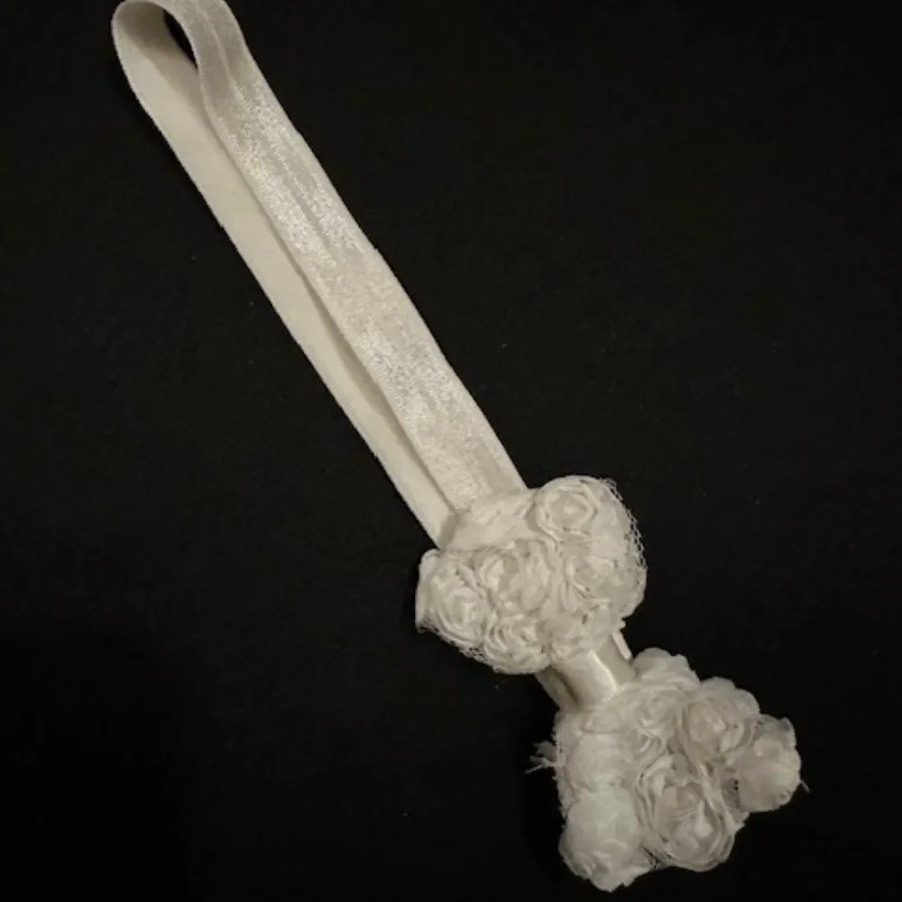 White Bow Shabby Flower on FOE elastic Headband  8148  Handcrafted NWT Boutique